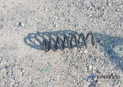 2015 Volkswagen Jetta 1.8T Se z USA, uszkodzony, nr VIN 3VWD17AJXFM334828